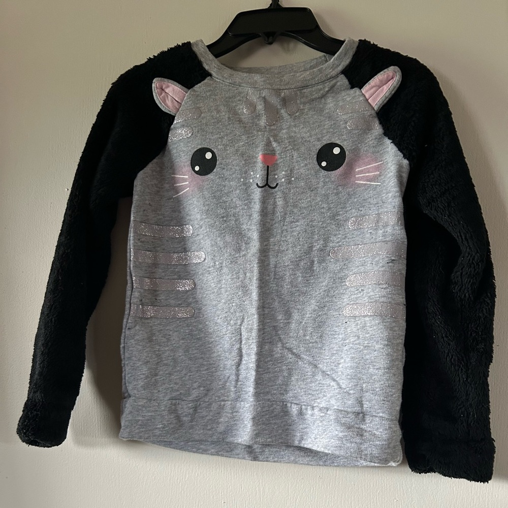 Girls medium 7/8 cat shirt